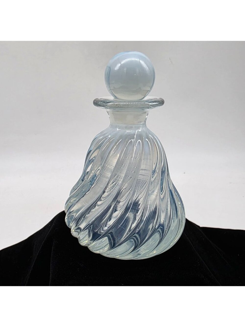 VTG MCM Murano Archimede Seguso Opalescent Blue Perfume Bottle